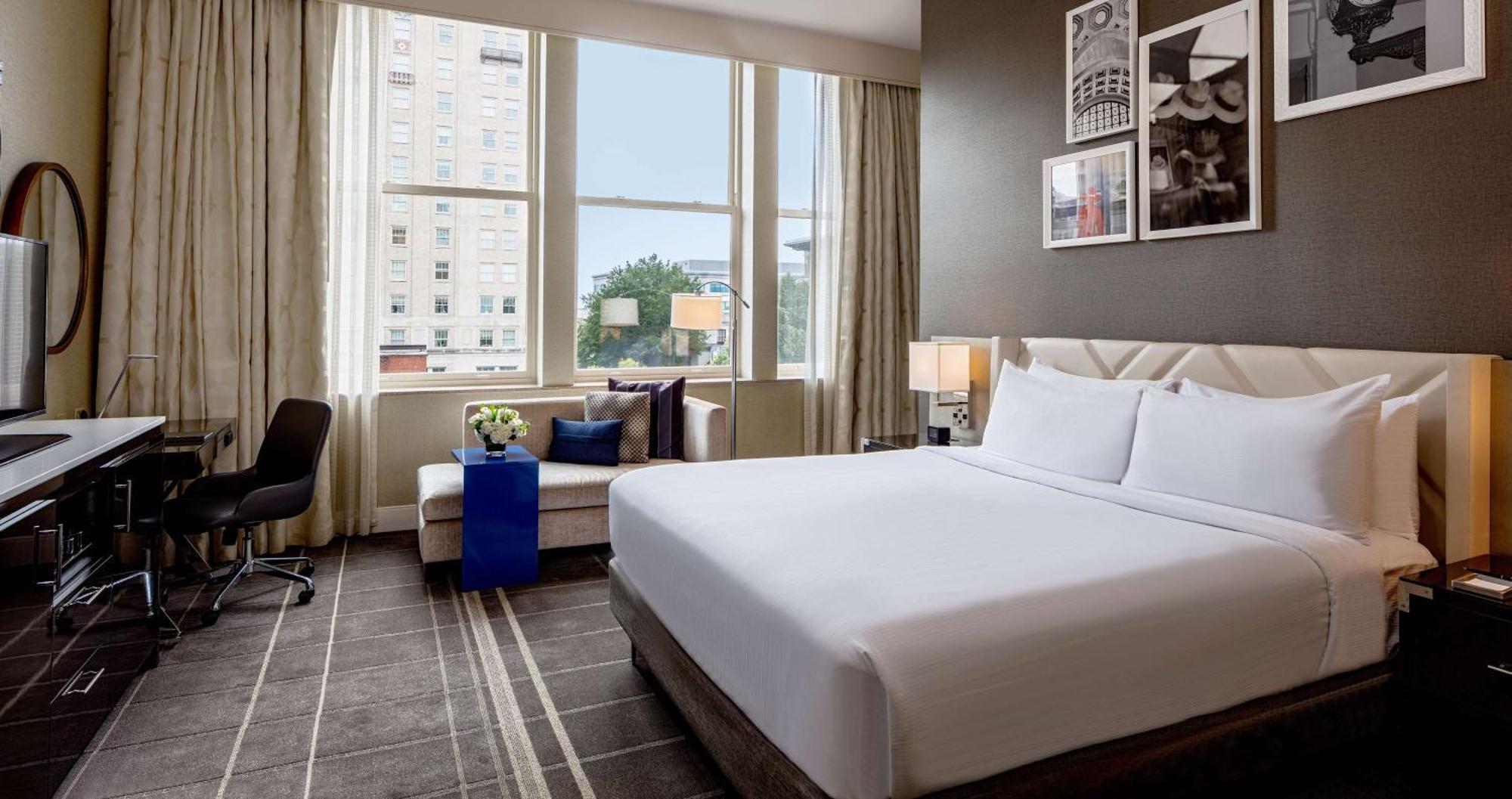 Hilton Richmond Downtown Hotel Bagian luar foto